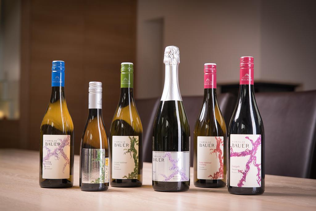 فندق Weingut Familie Bauer Grossriedenthal المظهر الخارجي الصورة